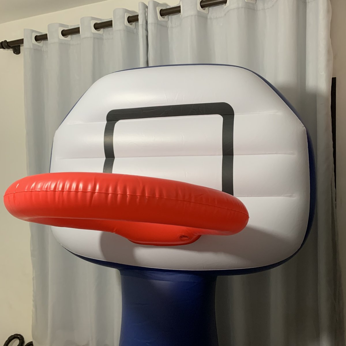 Pkiller661's tweet photo. Intex Vintage Hoops Set.
.
#basketball #snowman #inflatablewhale #orca #whale #mylar #balloons #balloon #hoops #beachball #squeakysaturday #ball #inflatable #inflatables #pooltoy #pooltoys #float #floats #floatie #floaties #floaty #floatys #poolfloat #poolfloats #boia #inflavel https://t.co/fwav7TsP7d