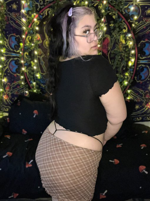 Naughty librarian roleplay anyone??? #camgirl #asianbbw #ContentCreator https://t.co/WoadRsJyxb<a href="/tag/camgirl"class="tags">#camgirl</a><a href="/tag/asianbbw"class="tags"><span>#asianbbw</span></a><a href="/tag/contentcreator"class="tags"><span>#contentcreator</span></a>