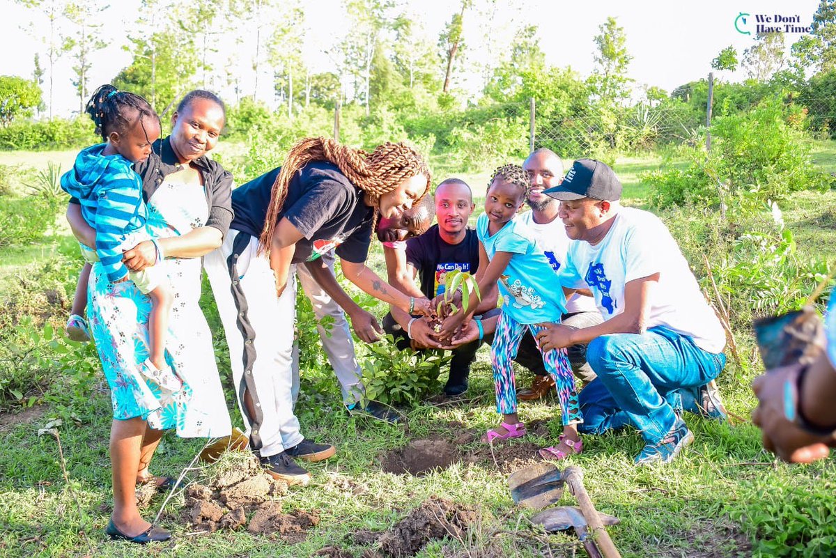 #Climatechange does not respect border; it does not respect who you are, rich or poor,small or big ,white or black!
Therefore, we must work together and in solidarity to create more #sustainable solutions for #ClimateCrisis .
#ClimateActionNow