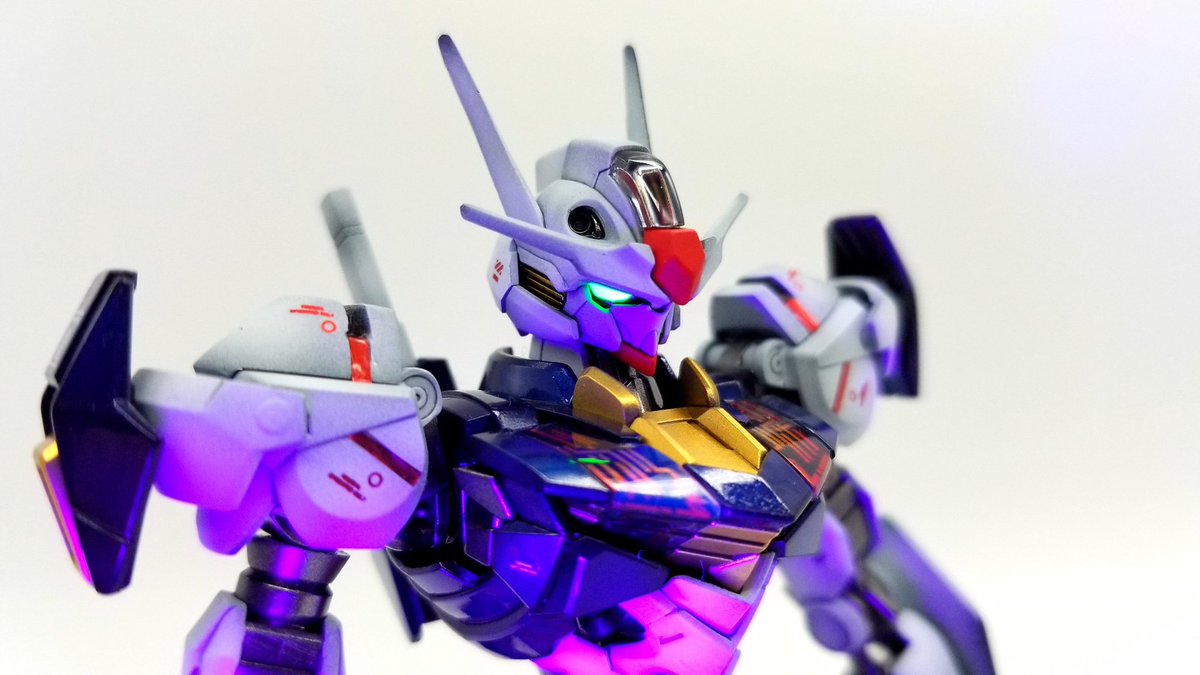 EfgGasmask's tweet photo. #水星の魔女 
#ガンプラ
#ガンプラ好きと繋がりたい 
ガンダムエアリアル塗装してみました😊
改修型は手に入らないからなぁ😵💦
色んな方の作品を参考にしてプロポーションも変更してみました🙌 https://t.co/3rMN2JhWD4