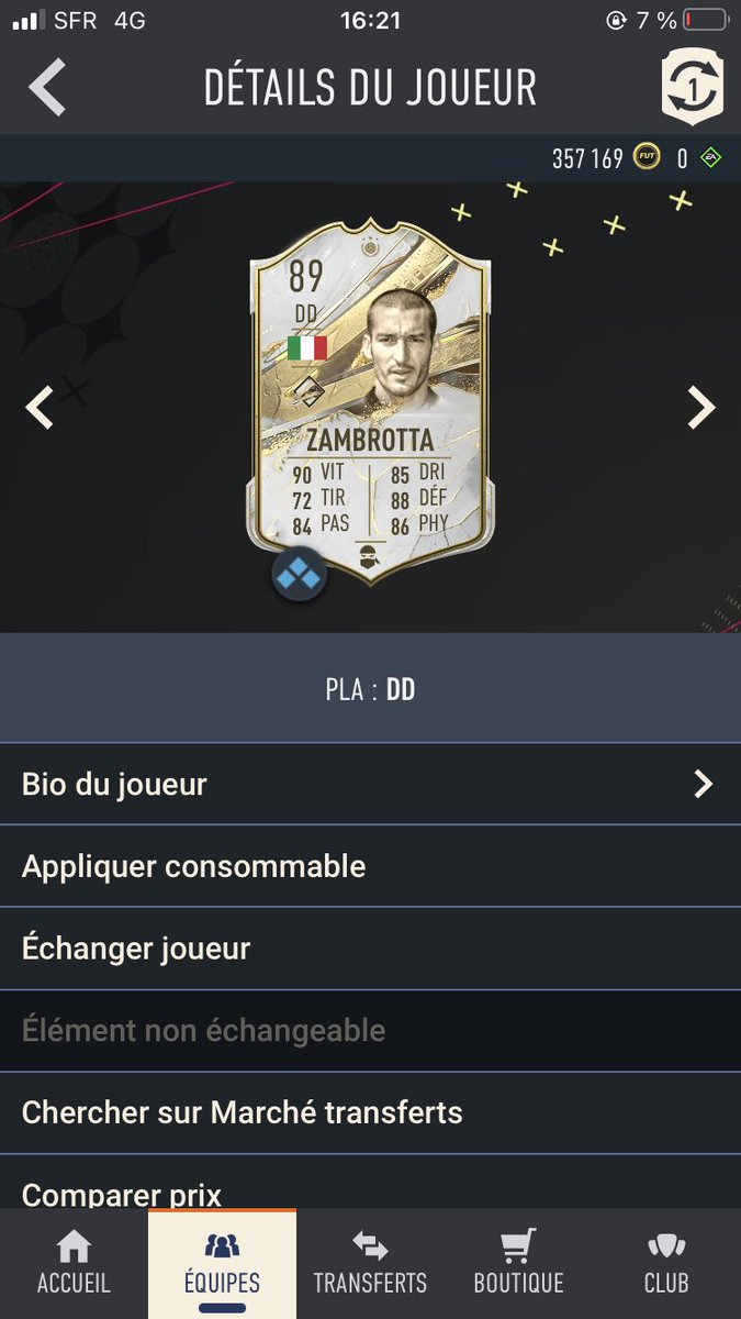 Dool_ilh's tweet photo. @FansdeFUT lequel titulaire ? https://t.co/BJCotOTW7d