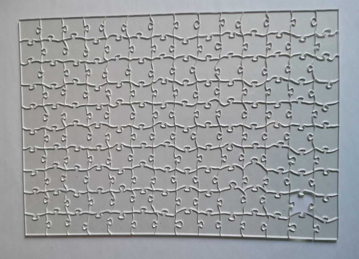 Alice_Hunter_1's tweet photo. So, a little disappointed to have finally finished the #brainmaze impossible clear #jigsawpuzzle to find there's one piece missing! I suppose it's less obvious...
#sundayvibes https://t.co/wcc68ovBT6