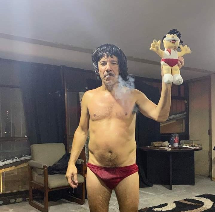 QVeritatem01's tweet photo. Publican fotos intimas en estado de ebriedad del el ministro de la Suprema Corte de Justicia de la Nación (@SCJN), Javier Laynez Potisek. 

No podemos confiar el futuro de nuestro pais a este tipo de gente. https://t.co/Vlnuoz2gCw