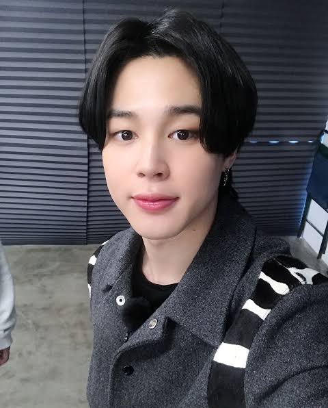 Jimin99541's tweet photo. Hi 💜 https://t.co/52tW7QsvbF