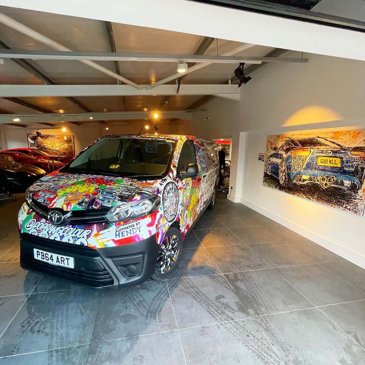Popbangcolour's tweet image. It has been super awesome to get the #ToyARTa @Popbangcolour x @HendyGroup Proace van photographed this week having been wrapped by signsandgraphicsukltd &amp;amp; designed by @5jhdesigns 

Here’s some photos of it @thruxtonracing &amp;amp; @paddlup - photos coming soon from @NWVT too

🚐🎨🛞✍🏻