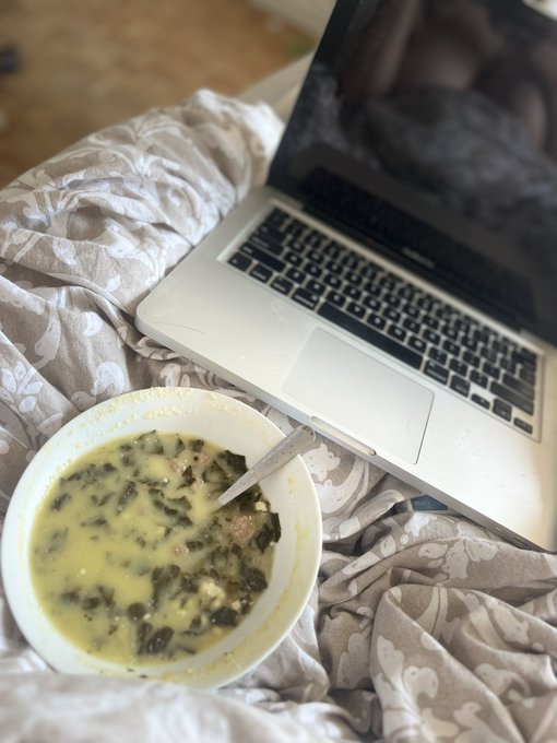 Soup for the sick lady https://t.co/Tgqe6kpUIu