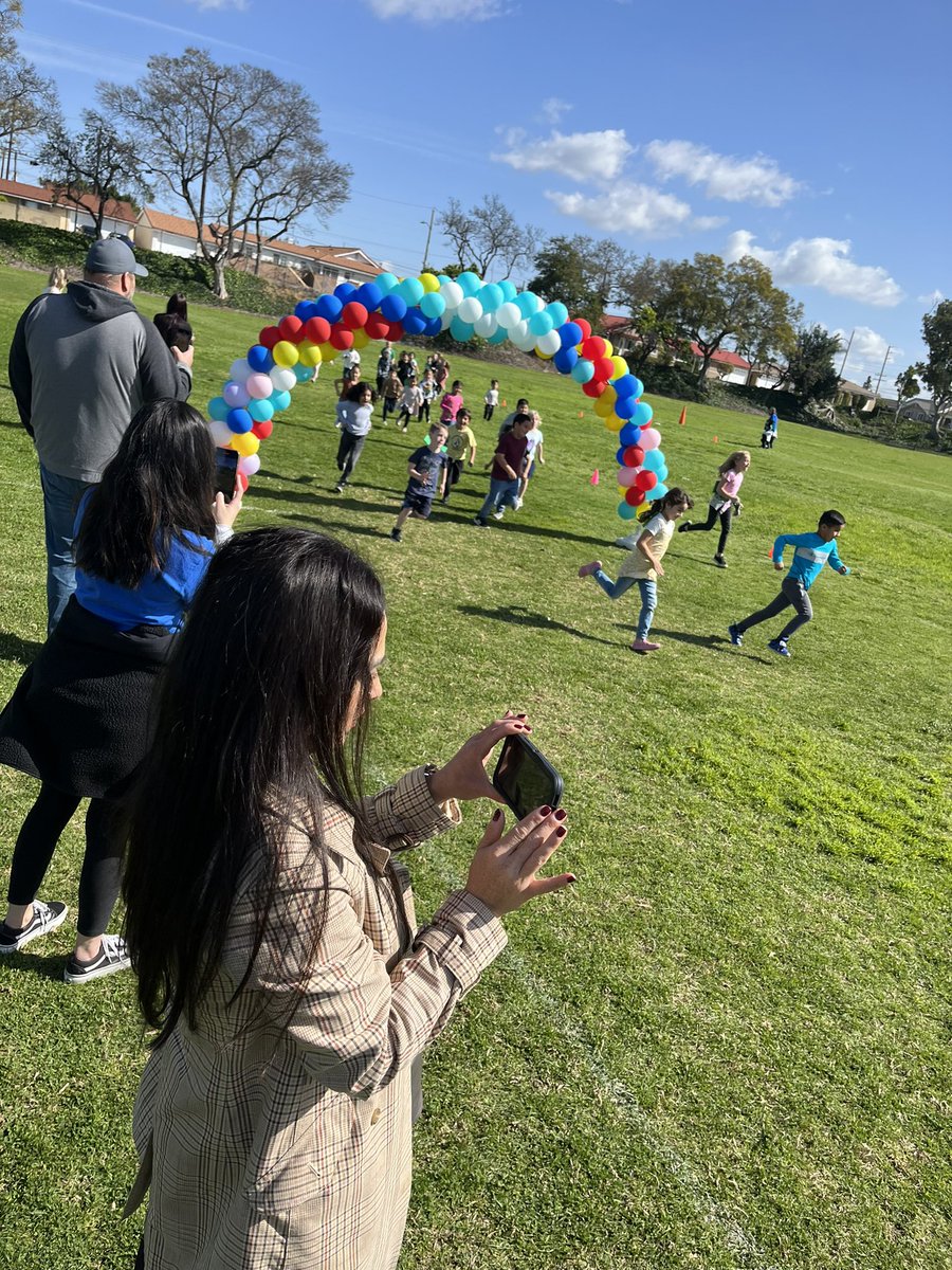 principaldulles's tweet photo. Dulles Dolphins 🐬 are so thankful the rain stopped so we could hold our jogathon! #nlmusd #dulleselementary https://t.co/IinzYdxPH7