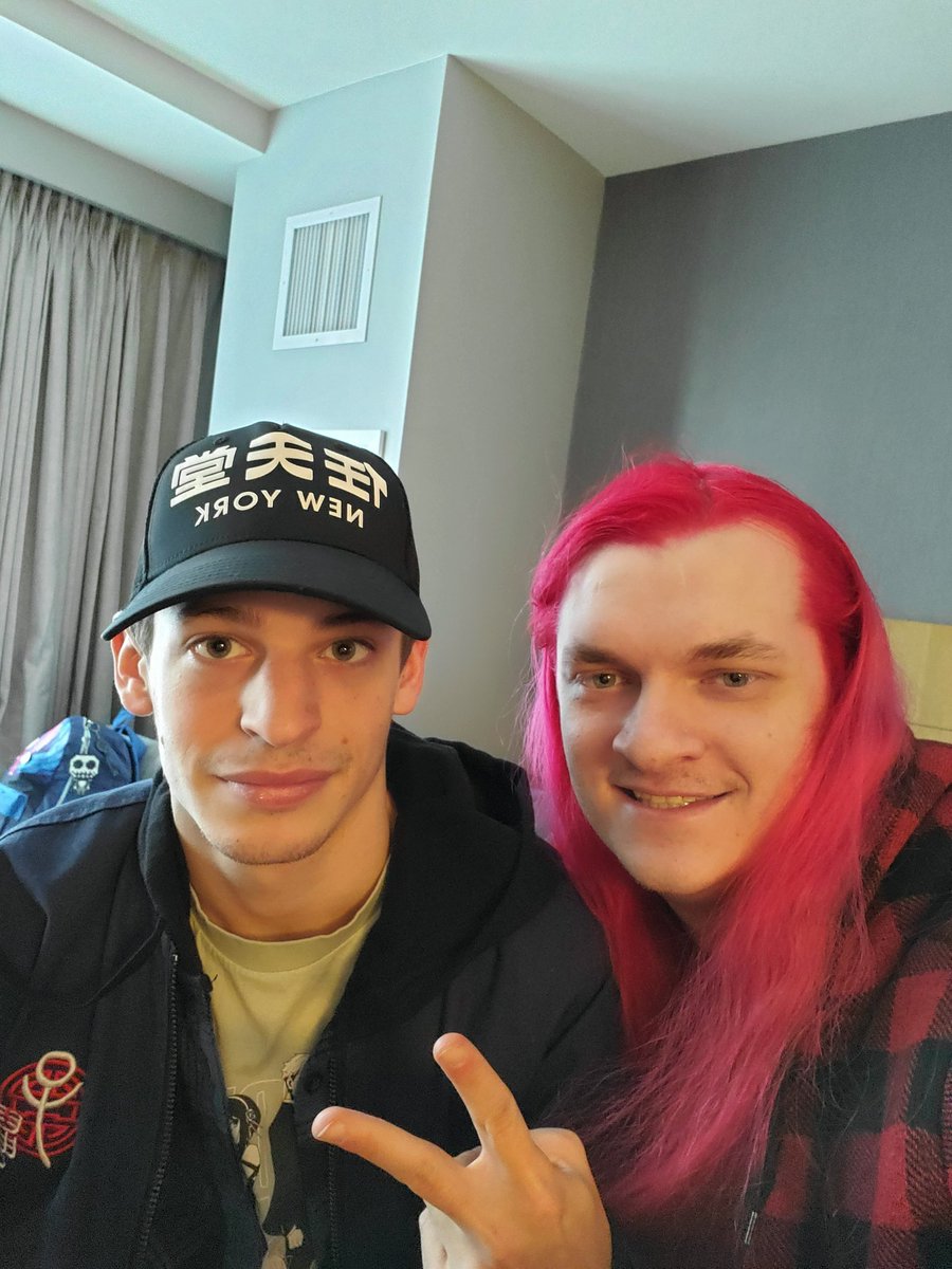 Chaoseater66's tweet photo. I miss you all already but I can't for the next time I get to see you all again. https://t.co/g8xNZIkkRb