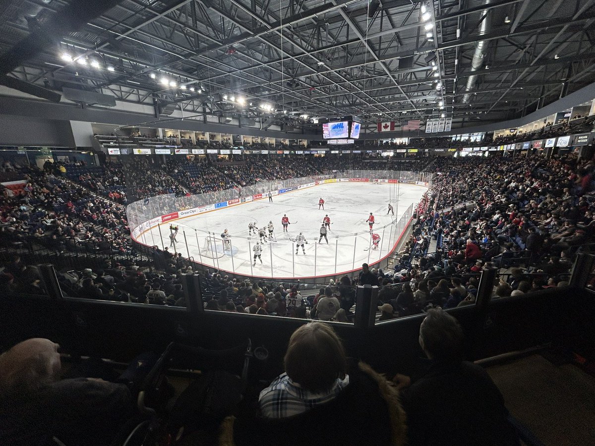 MatSiscoe's tweet image. One last time this season …

#GoDogsGo🐶
@OHLIceDogs