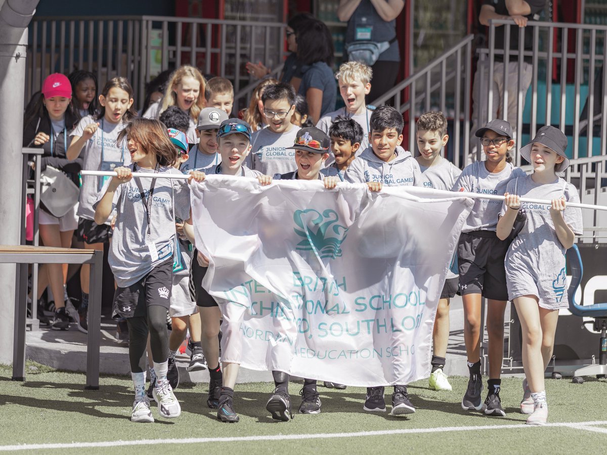 BISCSouthLoop's tweet image. Our Year 6 and Year 7 students just finished 5 days of The Junior Global Games bringing together students from all 19 schools Nord Anglia schools in The Americas.
#NAEGlobalGames #GlobalConnectedness #NAETheAmericas #FamilyofSchools #CreateYourFuture #BulldogPride #GoBulldogs