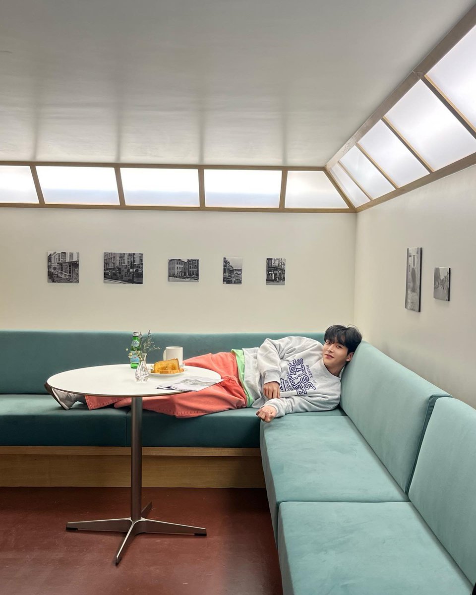 [230326] Rowoon Instagram Güncellemesi 

[TR] "Sırt üstü"

🔗instagram.com/p/CqPW9Surjy5/…
 #SF9 #ROWOON