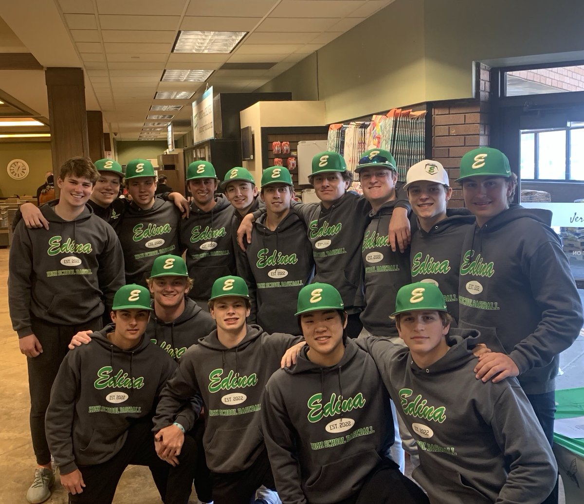 EHSBaseball9's tweet photo. What a great community!  Thanks to all who supported the boys today.  And to Jerry’s Foods for the opportunity.  Can’t wait to get outside and play ball!! https://t.co/8mZize6UkW