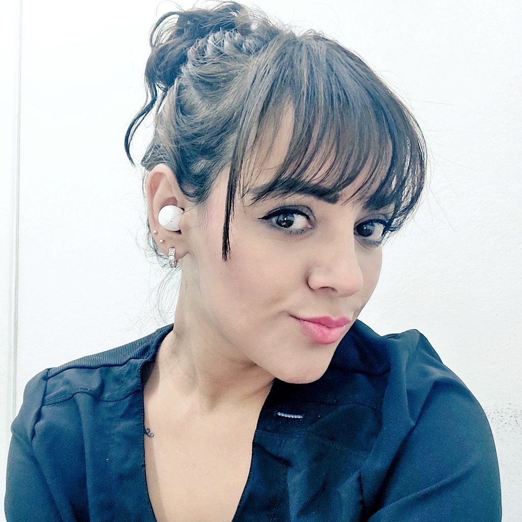 AlexCid93's tweet photo. Solo unas varias horas más y se acaba la guardia 🤩
#WorkingGal
#SundayService https://t.co/setC6gtFvR