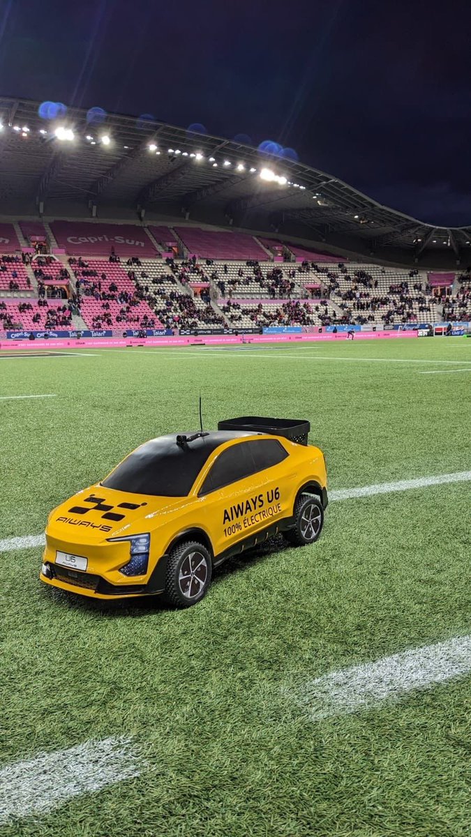 Premier match pour la voiture tee <a href="/AiwaysFrance/">Aiways France</a> <a href="/SFParisRugby/">Stade Français Paris</a> ce soir à l’occasion du derby entre le Stade Français Paris et le Racing