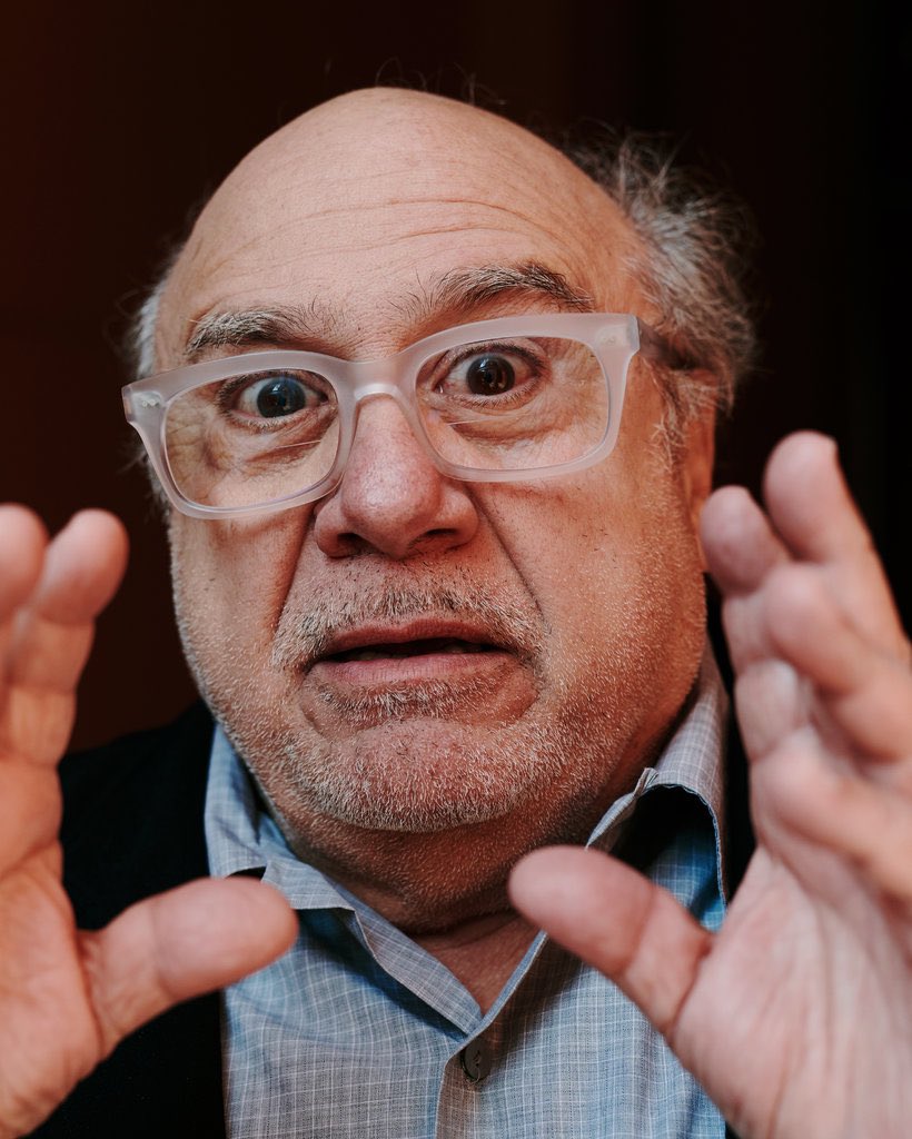 oocwhitelotus's tweet photo. Danny DeVito is rumored to be in ‘The White Lotus’ Season 3 https://t.co/2og1MAoHvA