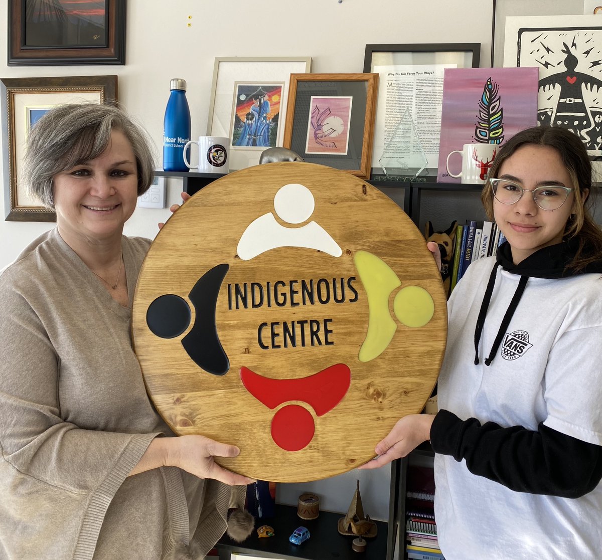 Miigwech to Albany and her family who have graciously made and donated a sign to welcome students into our newly renovated Indigenous Centre. The logo was designed by grade 9 student Autumn ,which was selected by our student leadership group Okimakan. #ChippewaIsMyHome