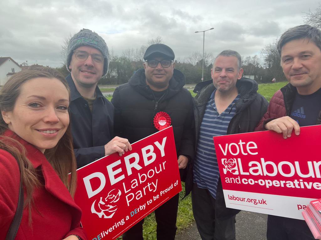 We were out talking to residents on Windmill Hill Lane and Ashbourne Rd today. The lack of an Ashbourne Rd bus was a common theme. The Tories haven’t funded an Ashbourne Rd bus to replace the 9, but they’ve laid on free buses in Allestree and Spondon. Strange that!