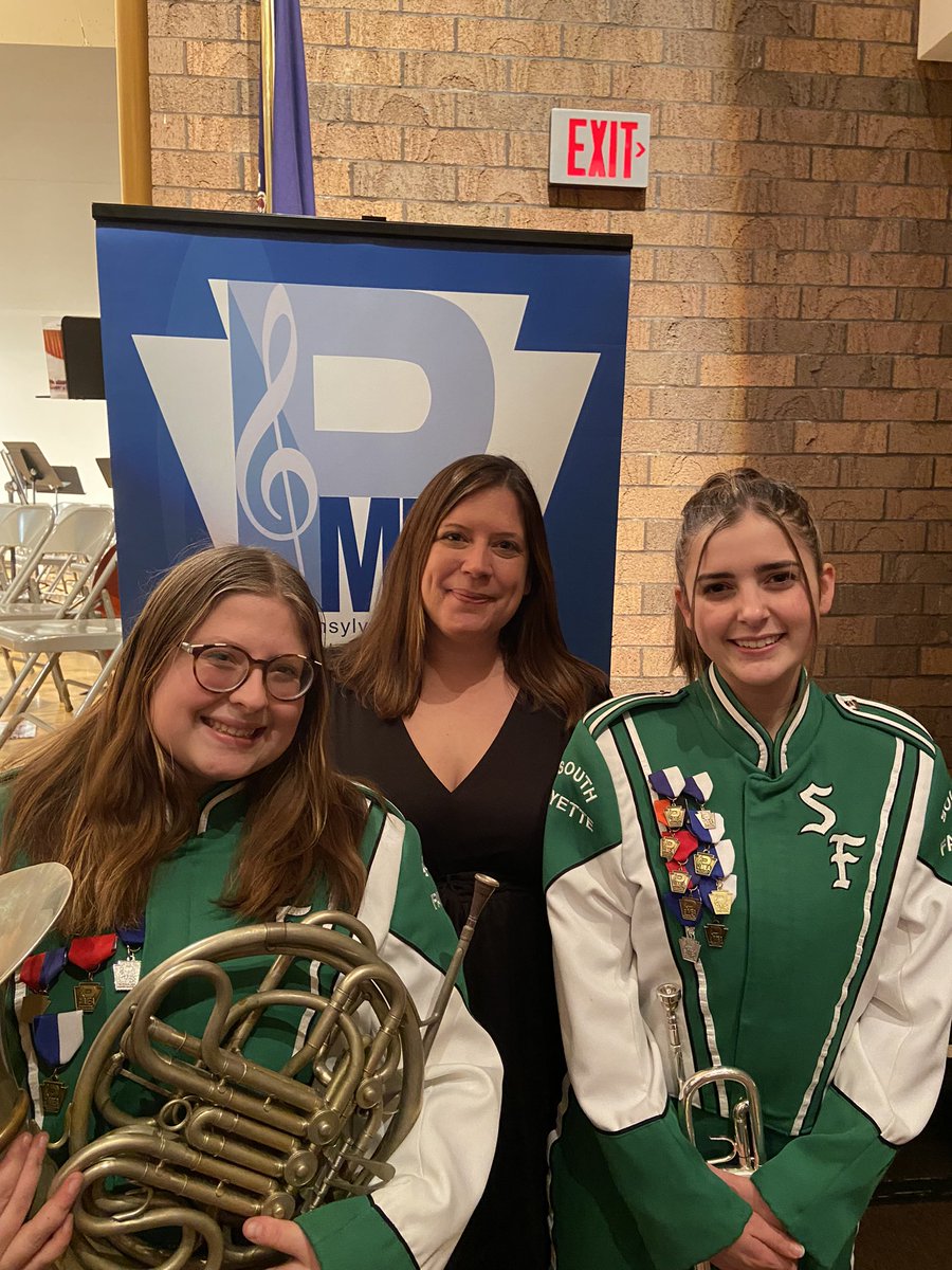 South Fayette Bands tweet media