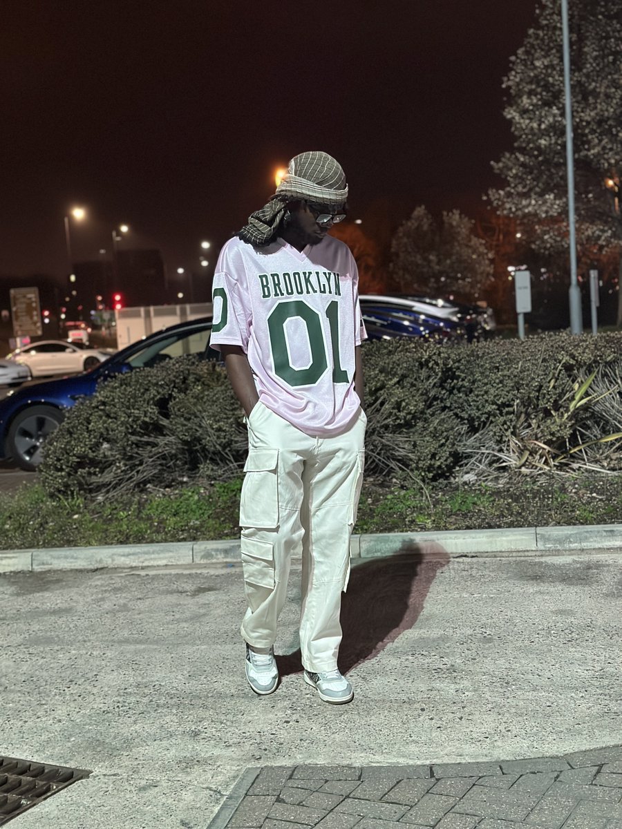 Eezzy 🧸 tweet media