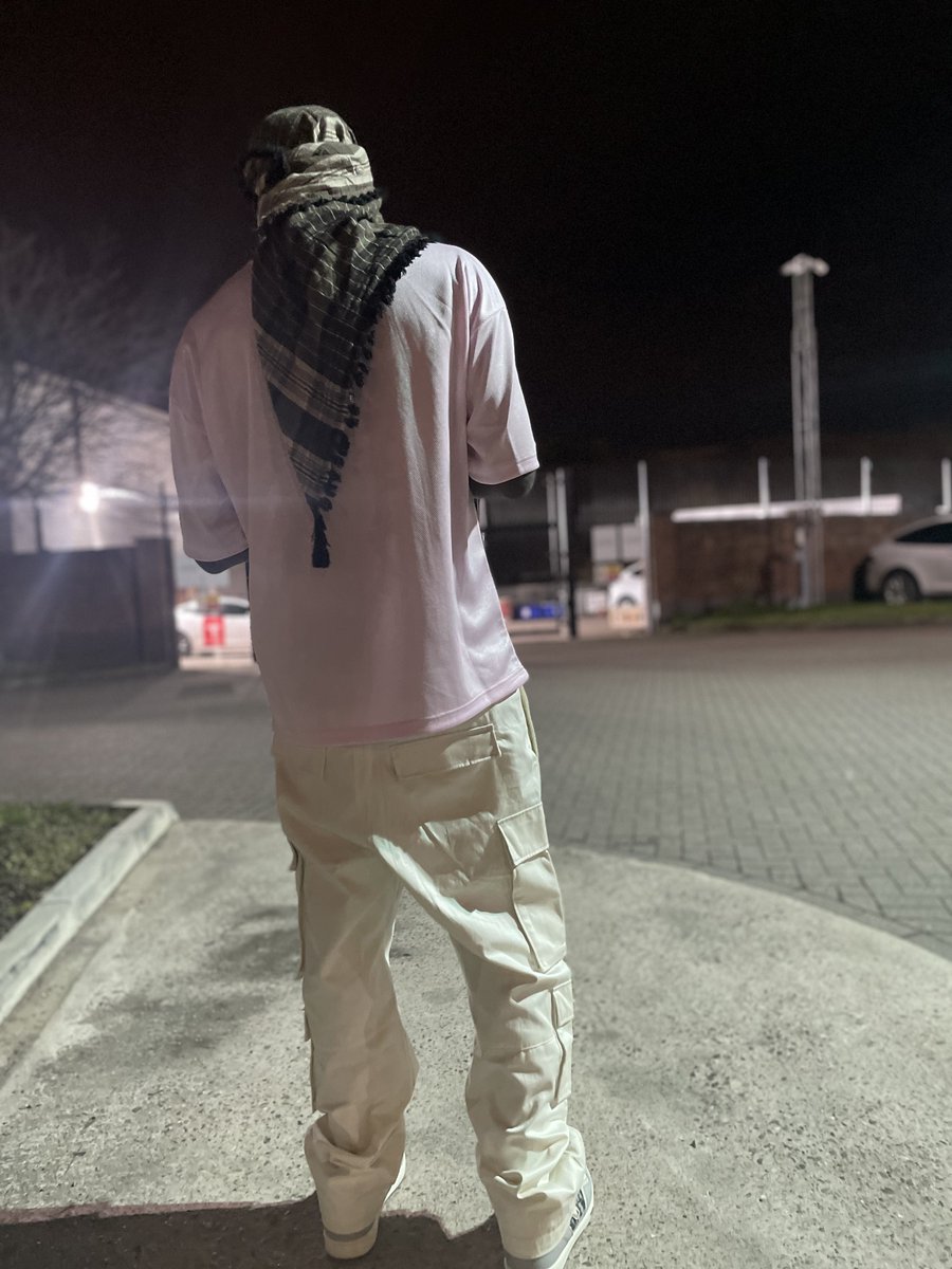 Eezzy 🧸 tweet media