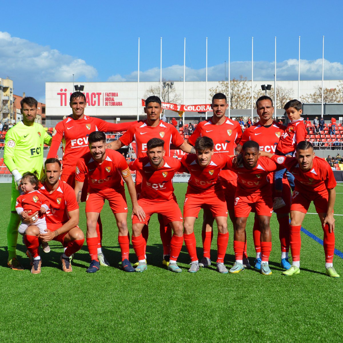 👤✨🔝 La foto de l'𝗢𝗡𝗭𝗘 𝗜𝗡𝗜𝗖𝗜𝗔𝗟 terrassista contra la #UDAlzira! 📺 𝗘𝗡 𝗗𝗜𝗥𝗘𝗖𝗧𝗘 ➡ bit.ly/DirecteTFCUDAl… 🫶 #TerrassaFCExperience