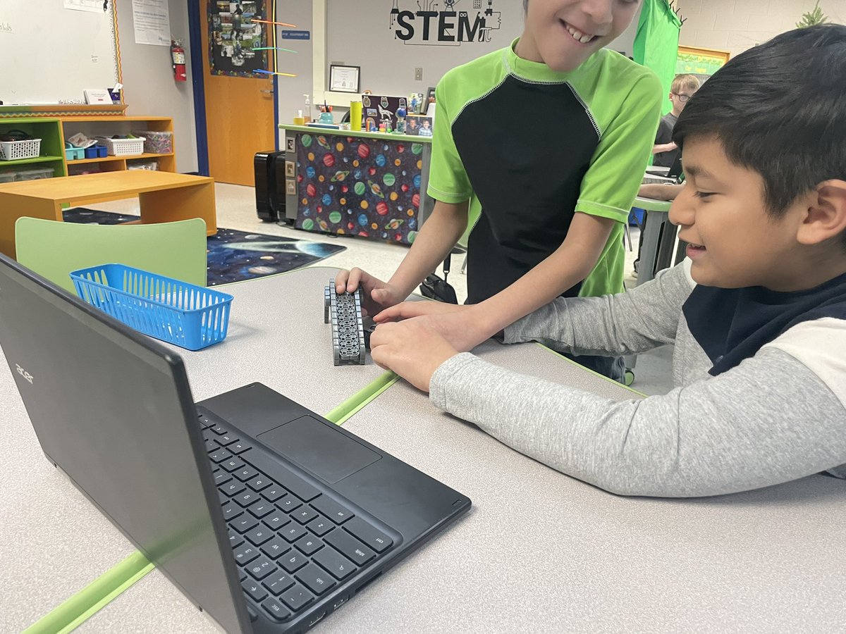 AmandaStrickler's tweet photo. 3rd graders are experimenting with and building simple machines. They are using the VEX robotics kits to solve a problem. Can they lift a toy tiger 🐅 from a chair up onto the table with a compound machine they build? #PLTW #STEM #BHWarriorPride @Bighollowelem https://t.co/Cua1wFL44d