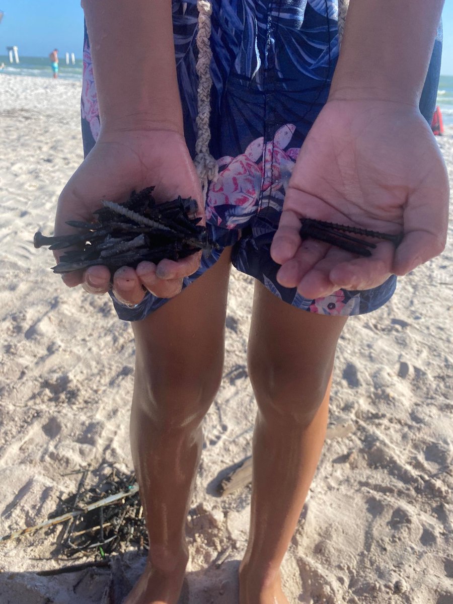 MattDevittWX's tweet photo. HEADS UP! ⚠️ If going to the beach in Southwest Florida, please be mindful of what's in the sand and water even 6 months after Hurricane Ian. Look at all the recovered nails and glass Saturday on a small stretch of Fort Myers Beach. You still can have fun, but be careful and safe, especially if you have children. @WINKNews