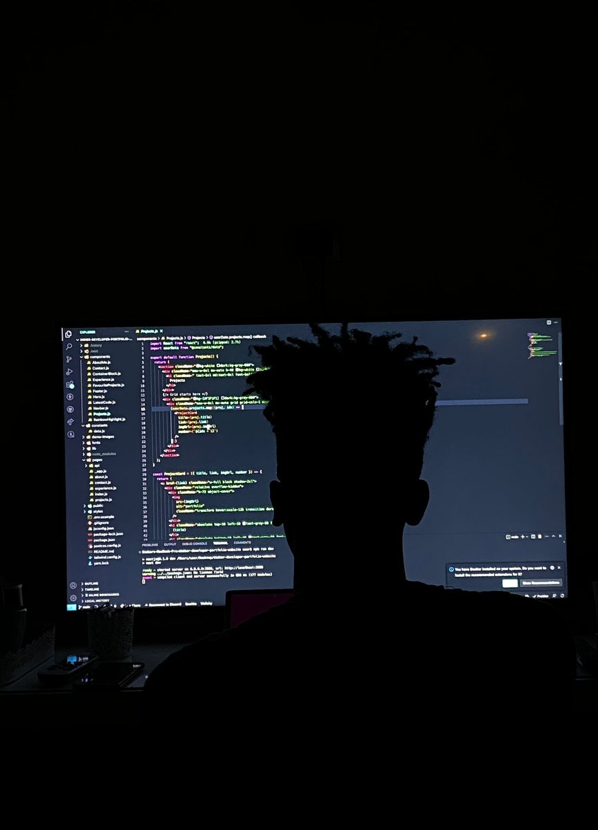 didierganthier_'s tweet image. The beauty of coding is that it allows us to create something from nothing,  transcending time and space 🎨💻 #codingart #tech #code #techcreativity