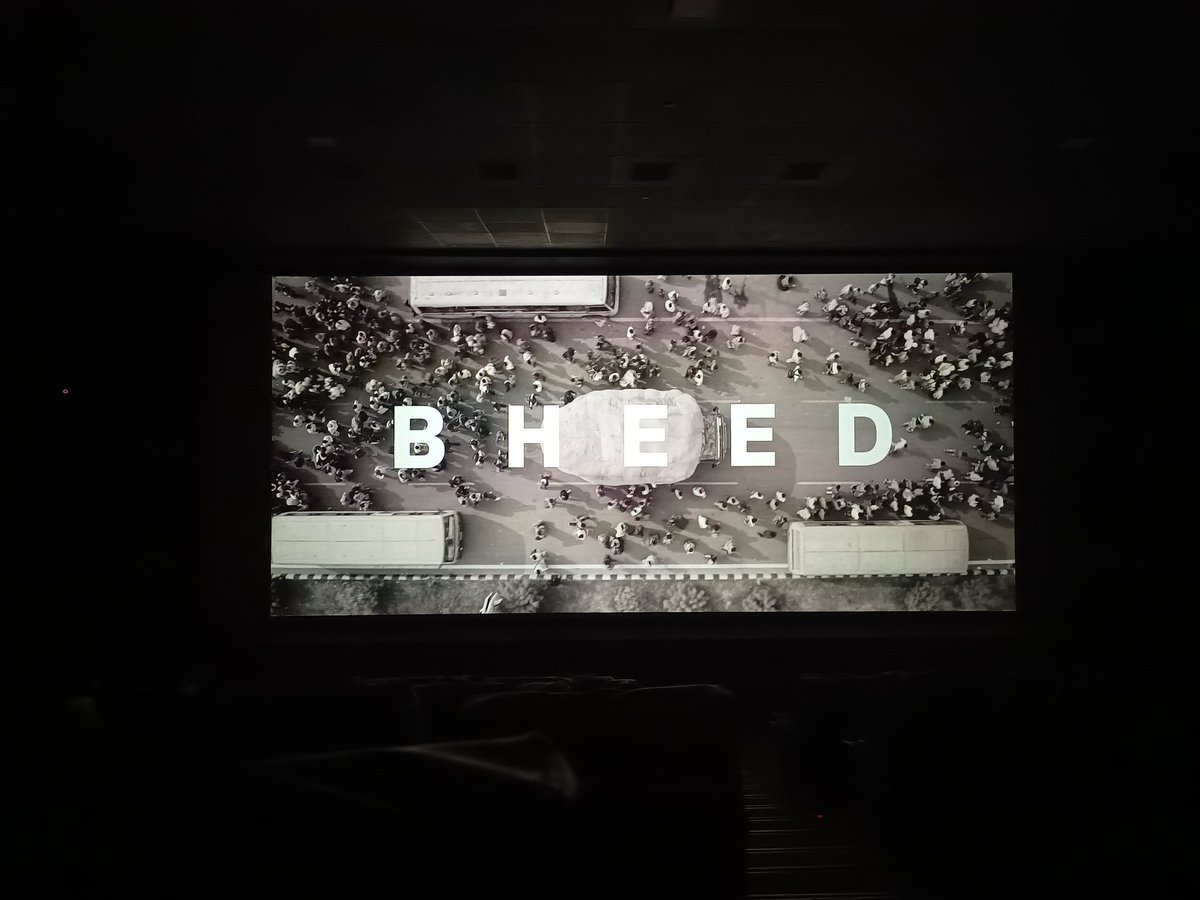 aakashPekham's tweet photo. "BHEED"
5 PEOPLE IN THE HALL
VERY "COMFORTABLE" 
OR THAT WAS THE MOST UNCOMFORTABLE PART https://t.co/EE9hfrUjeQ