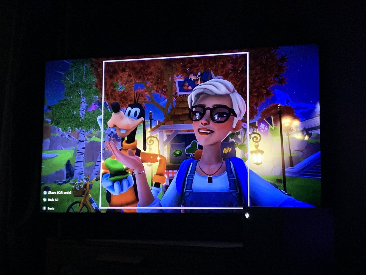 NatalieS157's tweet image. Some Of My Favourite Selfies With Some Of My Disney Besties! 
☺️😌🥰😁📸🤳🏻🐭🐶🧜‍♀️
#GamerGirl #GamerSession #GamerNerd #Xbox #XboxSeriesX #Disney #DreamLightValley #UsingTheCameraTool #Exploring #OnAdventure #TakingSelfies #Smiles  #SomeOfMyBesties #Mickey #Goofy #Ariel