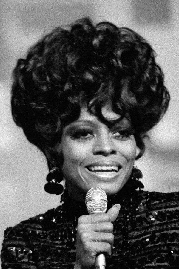 supremesarchive's tweet photo. Happy Birthday, @DianaRoss !! We love you https://t.co/fZmWZogl9y