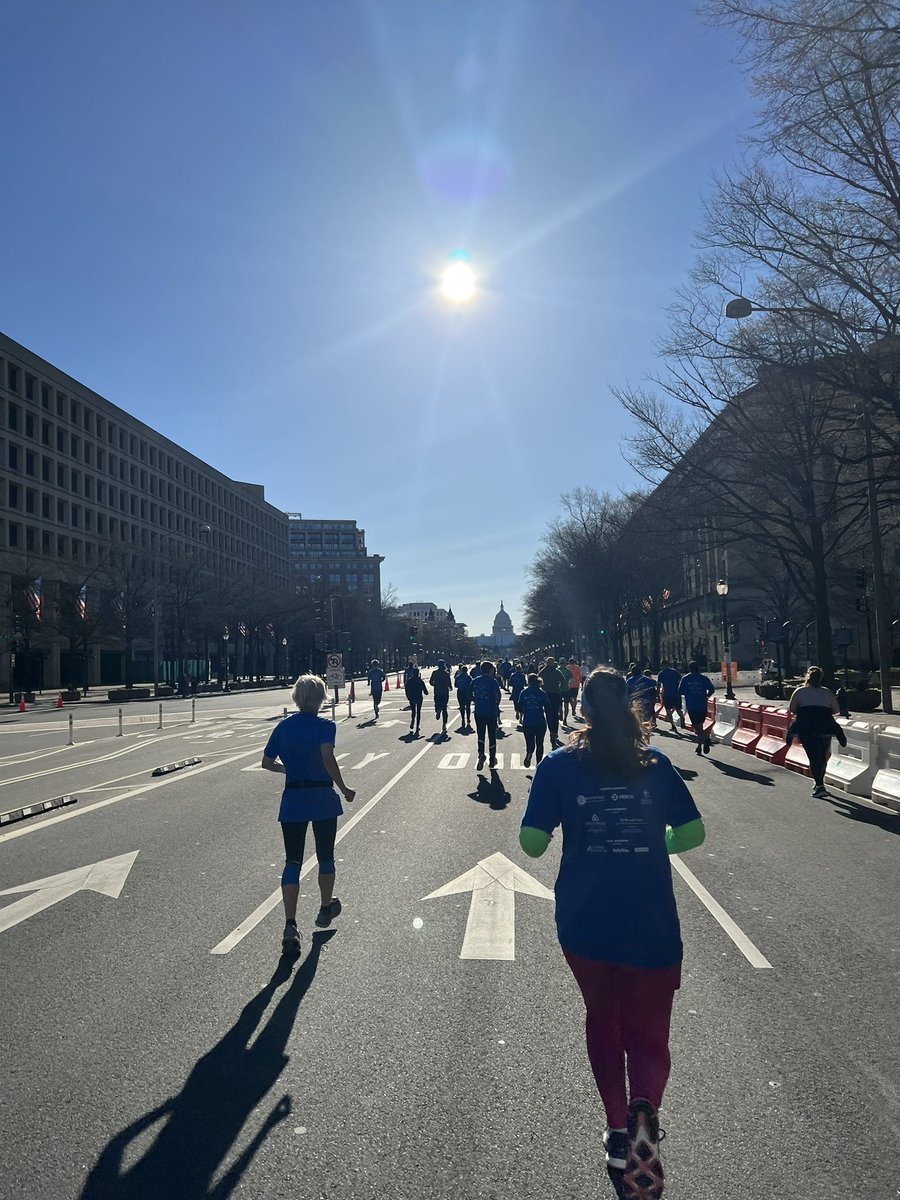 annebchin's tweet photo. Scope It Out 5K for @CCAlliance on a beautiful day https://t.co/dCfGwhA7UX