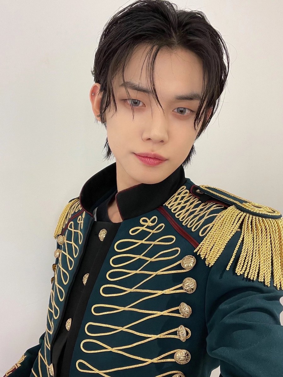 мин кэра (@minkeraa) on Twitter photo 