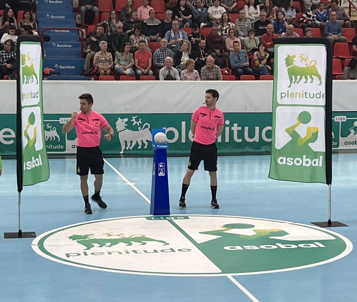 Ver a BUENOS amigos siempre alegra el día! <a href="/MurilloAlberto8/">Alberto Murillo</a> Gracias! Has conseguido sacarme una sonrisa