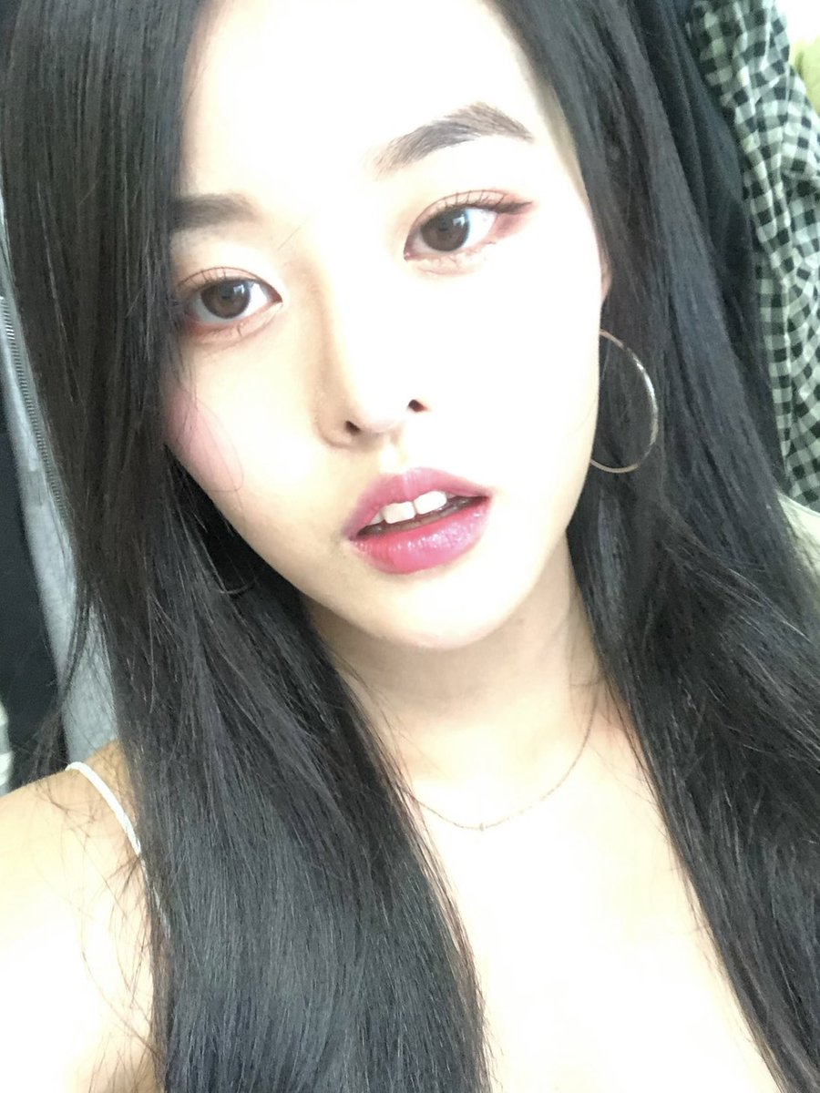 jngmn72's tweet photo. @calmpush 부르셨어요? https://t.co/Mw4rTRly1K