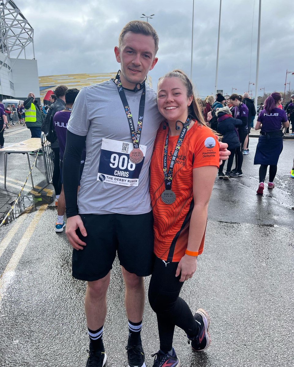 Derby 10k 👏🏼🧡 

2 minute course PB 🏃🏽‍♀️🥇 

Lovely to see <a href="/UHDBRunningClub/">UHDB NHS Running Club</a> sorry I was traiting in orange! 😇