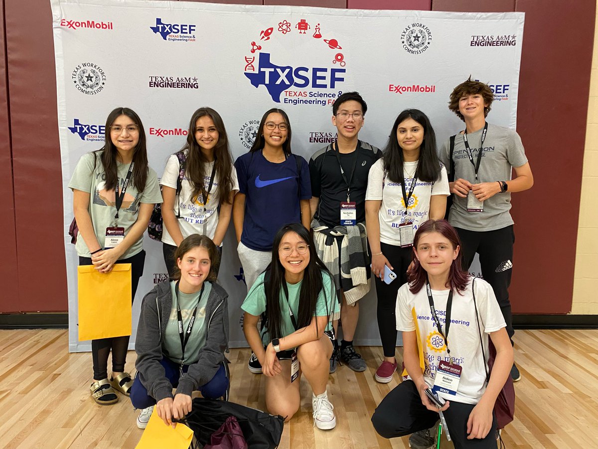 wooley_lm's tweet photo. Another state science fair! So proud of all our participants. @CCISDScience #ccisd2ndscience @ccisdlearns https://t.co/xqDoPIHXpO