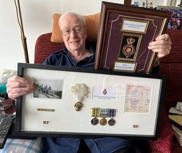 FusiliersAreaSecSouth (@michaelmihaul24) on Twitter photo Well, this made my day, week, month, and year ๐ Lady Shakira Caine sent me this fantastic picture of proud Fusilier MJ Micklewhite, Sir Michael Caine <a href="/themichaelcaine/">Michael Caine</a> with his personalised Royal Fusiliers birthday gifts. #Fusiliers Once a Fusilier always a Fusilier. Well, this made my day, week, month, and year ๐ Lady Shakira Caine sent me this fantastic picture of proud Fusilier MJ Micklewhite, Sir Michael Caine <a href="/themichaelcaine/">Michael Caine</a> with his personalised Royal Fusiliers birthday gifts. #Fusiliers Once a Fusilier always a Fusilier.