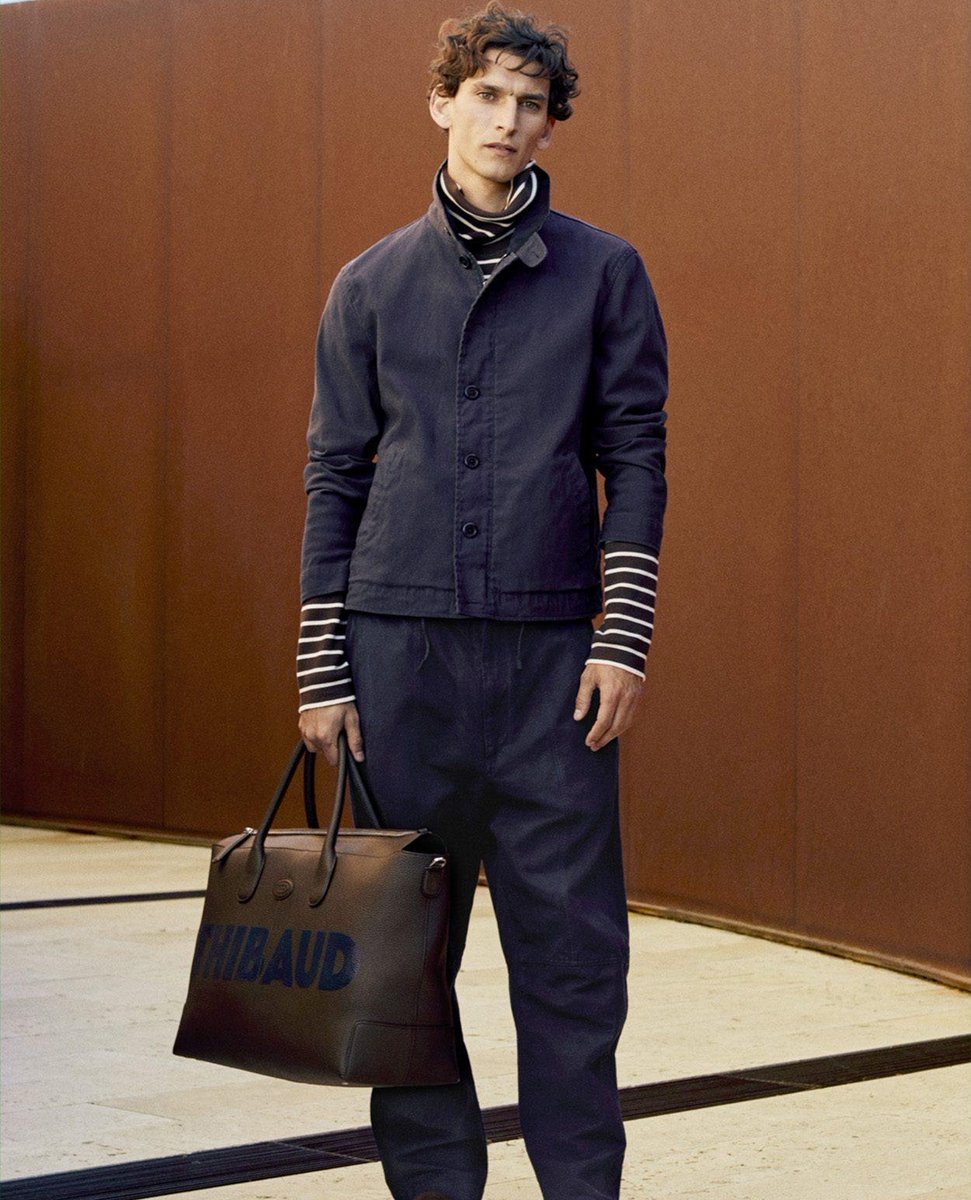 thegentsjournal's tweet photo. Soft tailoring, for now at least, looks to be holding its comfortable course. Click below to read more.

https://t.co/OwDhh3FVRa

#softtailoring #tailoring #mensstyle #style #menswear #casual #essentials https://t.co/E3xEN77I0N