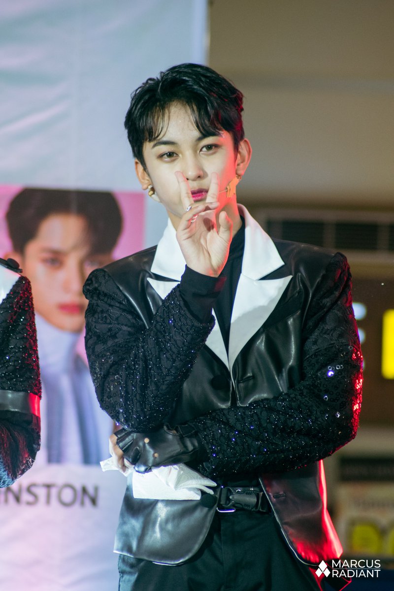 marcus_radiant's tweet photo. 20230326 @ Robinsons Starmills

MARCUS Photos (2)

#HORI7ON_GoesToPampanga

#HORI7ON_MARCUS #마커스 #MARCUS
#호라이즌_마커스 #HORI7ON #호라이즌 
@HORI7ONofficial https://t.co/g59gVJR0bv