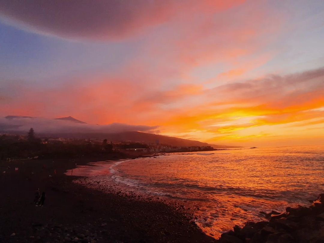 VisitPtoCruz's tweet photo. 🤔Si tuvieras que escoger un lugar para disfrutar del atardecer, ¿cuál es tu preferido? ¿1,2, 3 o 4?

1📷: @koshubairina https://t.co/ODAXdFYSdj