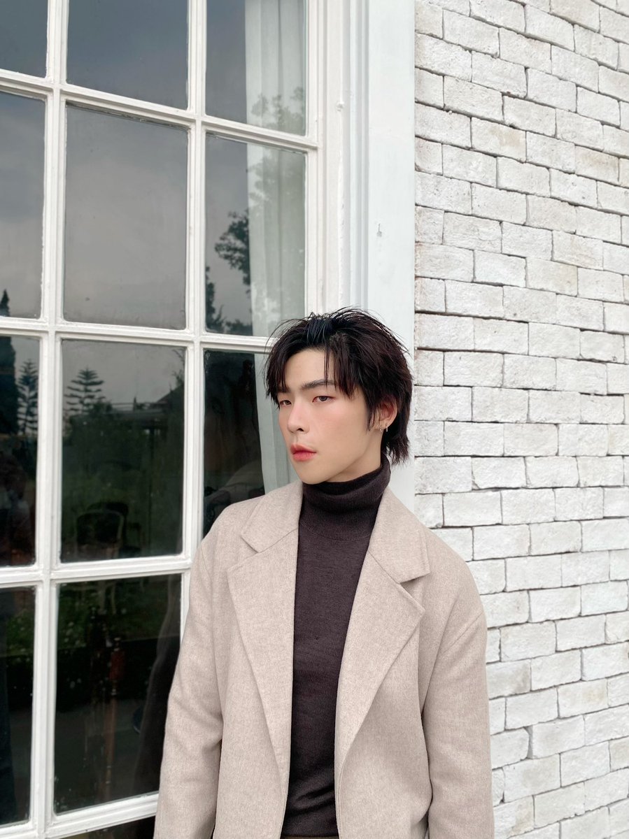 NoeiSrk's tweet photo. Happy birthday 
ขอให้ปีนี้เป็นปีที่ดีของพี่เกมนะ
ขอให้สมหวังในทุกๆเรื่อง
ขอให้มีแต่ความสุข มีแต่รอยยิ้มในทุกๆวัน
ไม่ว่าพี่เกมจะทำอะไรเค้าพร้อมซัพพอร์ตพี่เกมเสมอ
และไม่ว่าเมื่อไหร่ที่พี่เกมหันหลังมาจะเจอเค้าเสมอ 
“ i always beside you “ 
26 march 2023
#GameplayHBD2X https://t.co/LM1iaAENIt