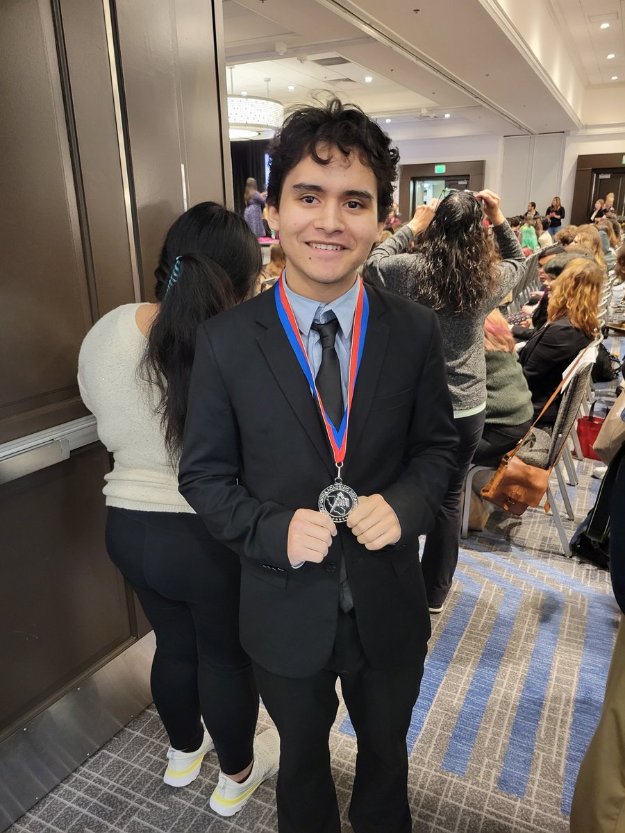 Steven Mercado tweet media