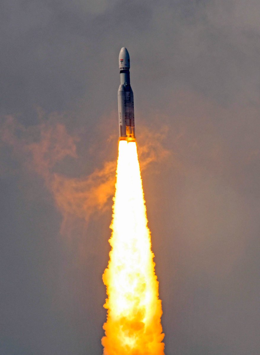 PointOrView's tweet photo. ICYMI: It was late in the western hemisphere. If you missed India’s spectacular OneWeb launch. I’ve got you covered in about 3 minutes.  🇮🇳🚀
WATCH: https://t.co/d8G3drsIwR
 #sriharikota #LVM3M3 #onewebL18 #OneWebLaunch18
 #OneWebIndia2  #OneWebL18 #NSIL https://t.co/OvyDHs81Mn