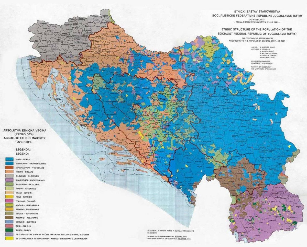 NestorSiurana's tweet photo. Los Balcanes siempre han sido una zona de alta tensión, política y social, pero sobre todo, étnica. Aún hoy existe un conflicto entre estados. 

Este mapa nos muestra las etnias aún vigentes en las ex-repúblicas yugoslavas y dónde se localizan las mayorías étnicas de cada lugar. https://t.co/AiHgJczhoB
