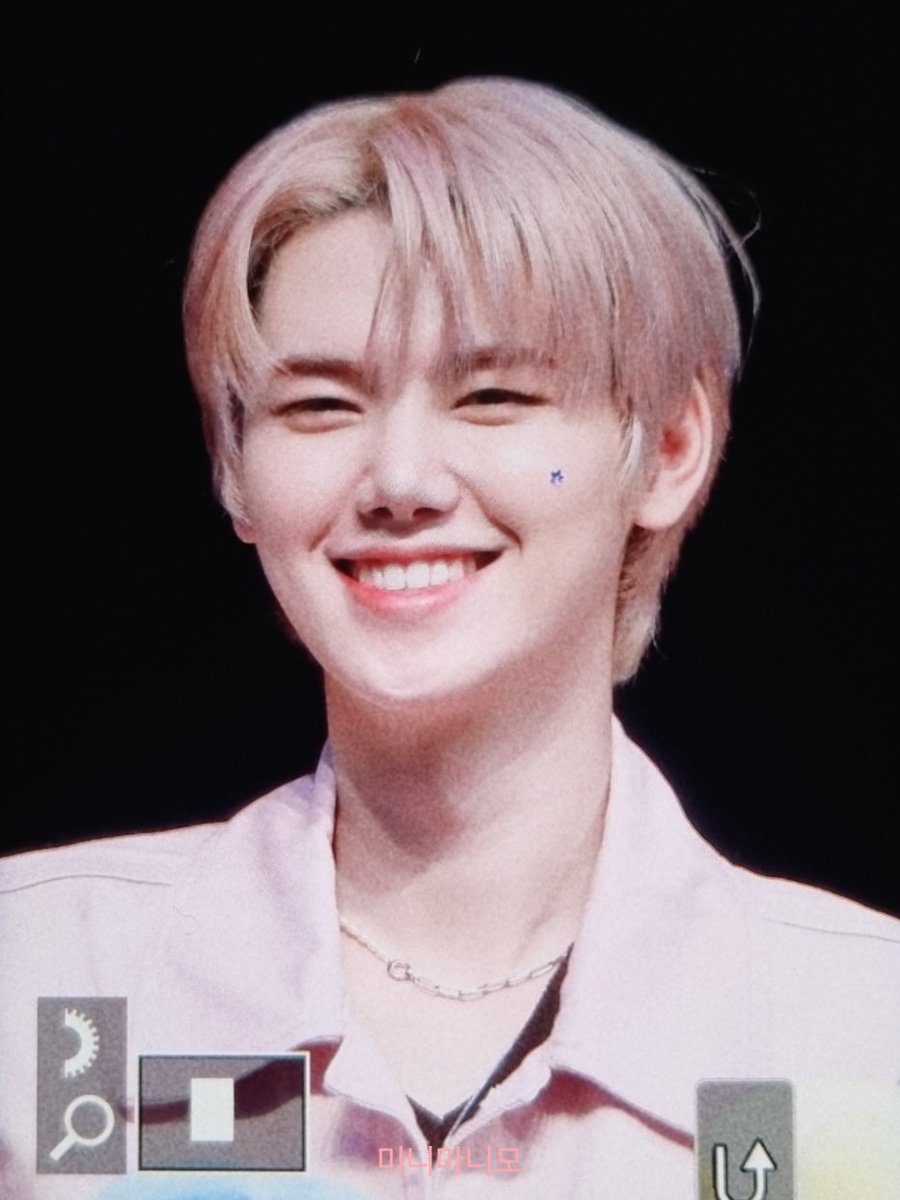 웃는 게 쩨일 예쁜 우리 민희 3주차도 고생 많았어 새로운 한 주도 같이 힘내보자 사랑해🫶🏻🌸
#민희 #MINHEE #크래비티 #CRAVITY