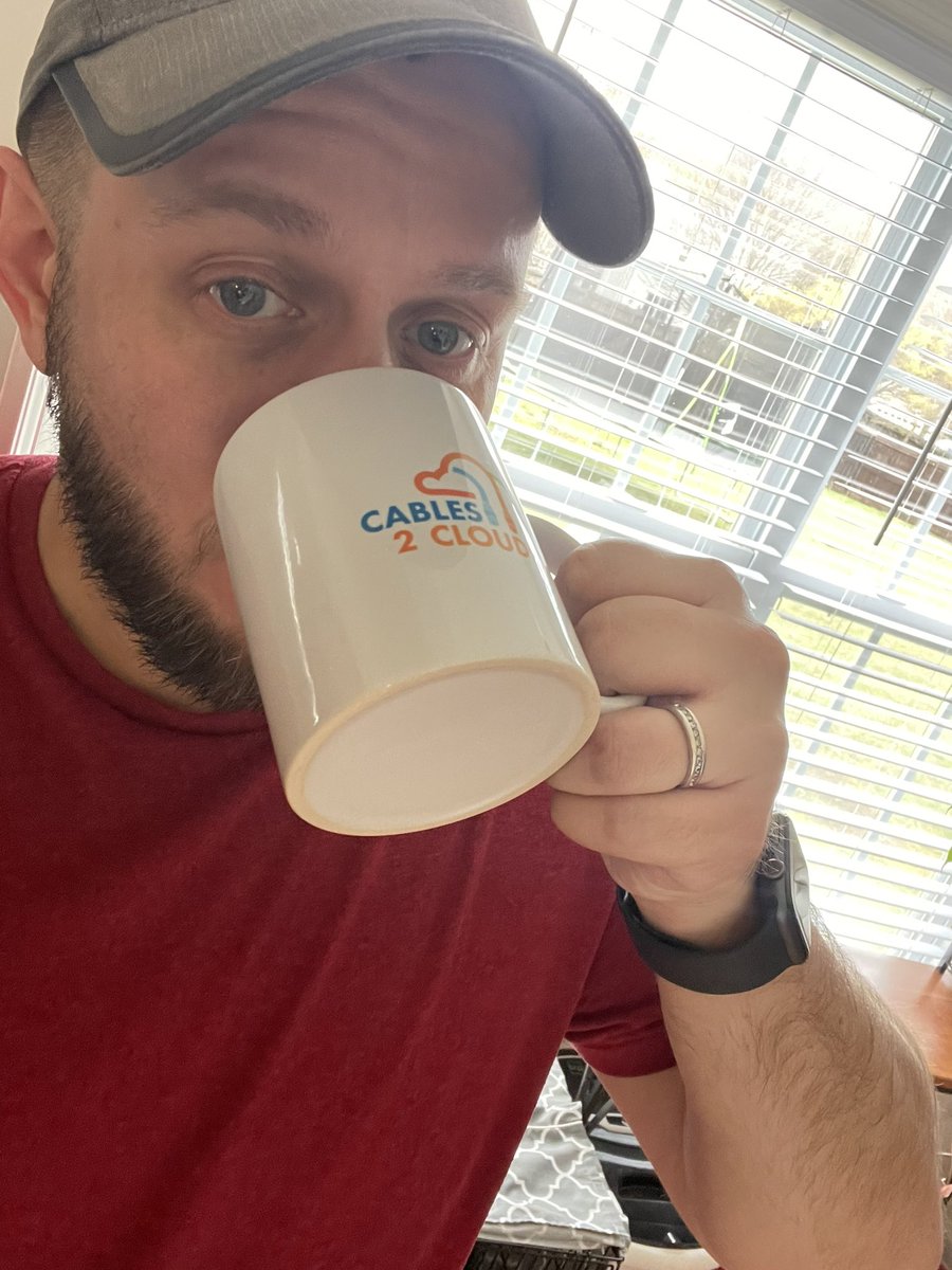 bumpsinthewire's tweet photo. @bgp_mane you’re up man. @juangolbez and I have both drank the koolaid now 😁 @cables2clouds #aone #cables2clouds https://t.co/6DhARHPPlh