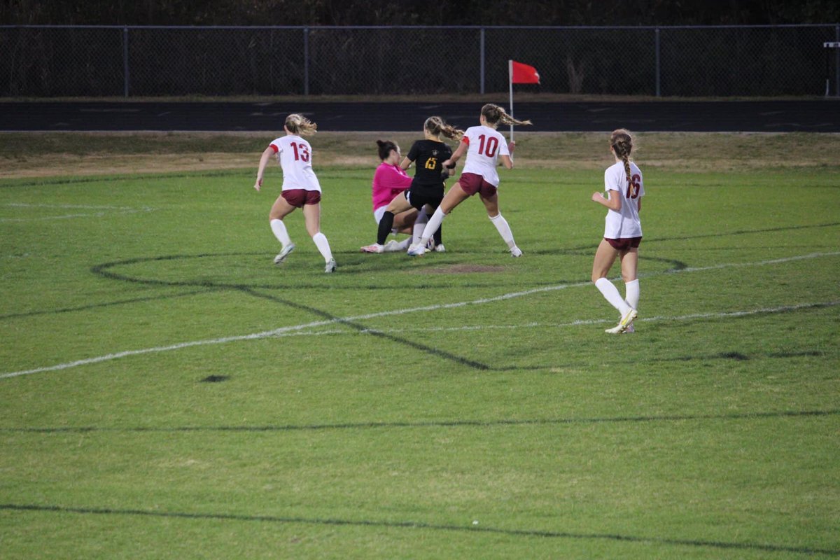 2024Roepke's tweet image. 6-1 Win Friday at Topsail
#team
#loveonly