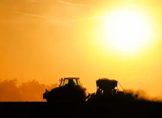 ReformFCS's tweet photo. In 2017, Lone Star Ag Credit issued a public notice that its financial statements, “should no longer be relied upon,” due to “appraisal and accounting irregularities.”

Should they really be absorbing another association with this in mind? 

https://t.co/jJrRaM9DxN https://t.co/GvoRYkebzG