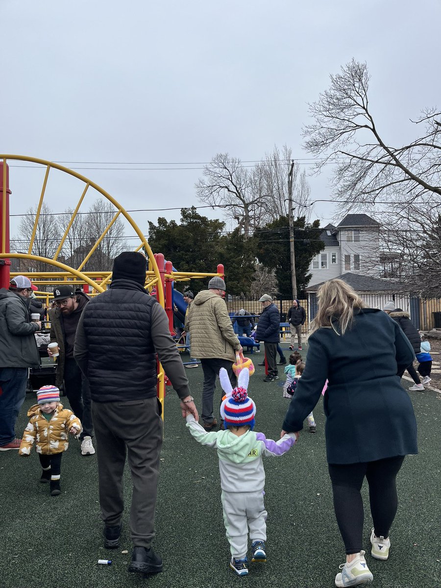Jessicafor30's tweet photo. Brought the family to the OIPA Easter Egg Hunt this morning! 🐣 

Luisito had a great time at his first Easter egg hunt. The community in Old Irving Park are truly one of a kind. Thanks for inviting our family to volunteer and have some fun! https://t.co/iEUXnHze1j